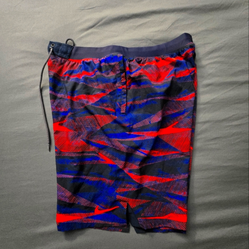 Nike Vibrant Red and Blue Patterned Swim TRUNKS (NWOT)